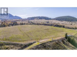 1271 Mckenzie Road, Kelowna