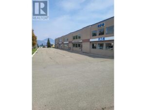 919 LAVAL Crescent, Kamloops