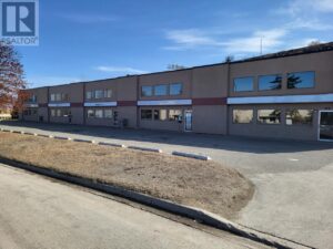 913 LAVAL Crescent, Kamloops