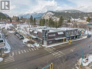292 COLUMBIA Avenue, Castlegar