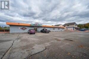 1035 WESTMINSTER Avenue, Penticton