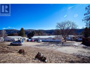 810 Highway Drive, Castlegar