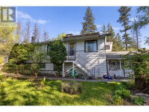 772 Otter Lake Cross Road, Spallumcheen