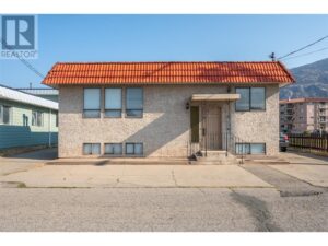 6006 Maple Drive, Osoyoos