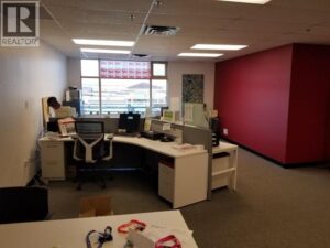 207 444 VICTORIA Street, Kamloops