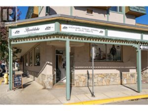 300 First Street West, Revelstoke