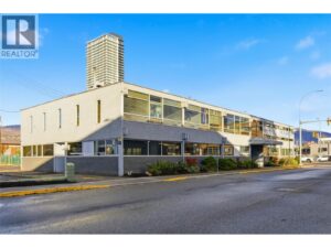 18/19 1710 Ellis Street, Kelowna