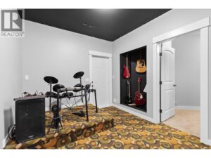 4802 Trepanier Road, Peachland