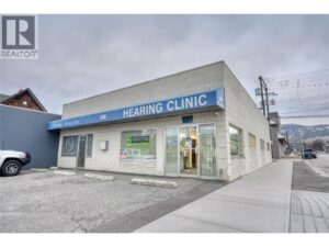 596 Martin Street, Penticton
