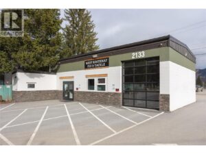 2133 Columbia Avenue, Castlegar