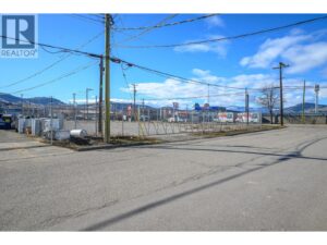 2501/2505 43 Street, Vernon