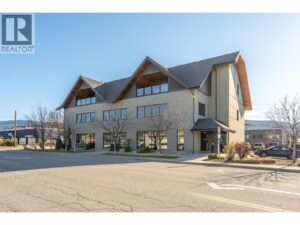 301 1516 Fairview Road, Penticton