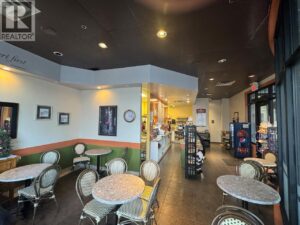 101 2365 Gordon Drive, Kelowna