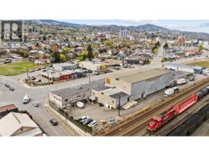 A/B 986 VICTORIA Street, Kamloops