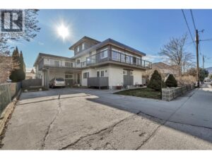 328 NANAIMO Avenue West, Penticton