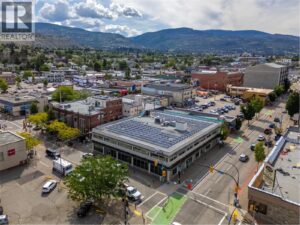 204 304 Martin Street, Penticton