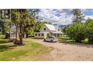 796 Salmon River Road, Salmon Arm