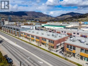 205 880 Clement Avenue, Kelowna