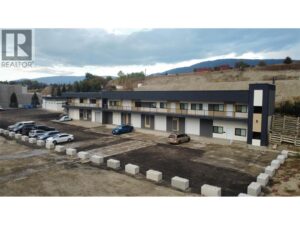 106 1101 Kalamalka Lake Road, Vernon